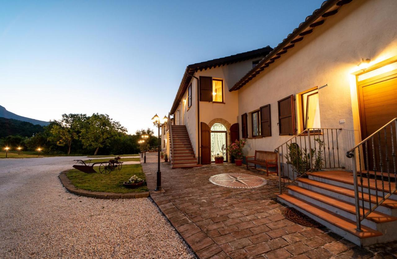 Agriturismo Podere Coldifico Sassoferrato Екстериор снимка